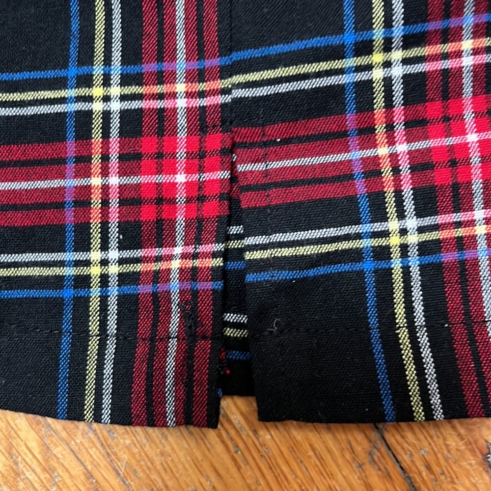 JOHN GALT PLAID MINI SKIRT NWT, clean, zipper sz 26 - Picture 2 of 6